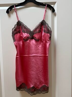 Gold Hawk 100% Silk Fuchsia Camisole with Chocolate Brown Lace